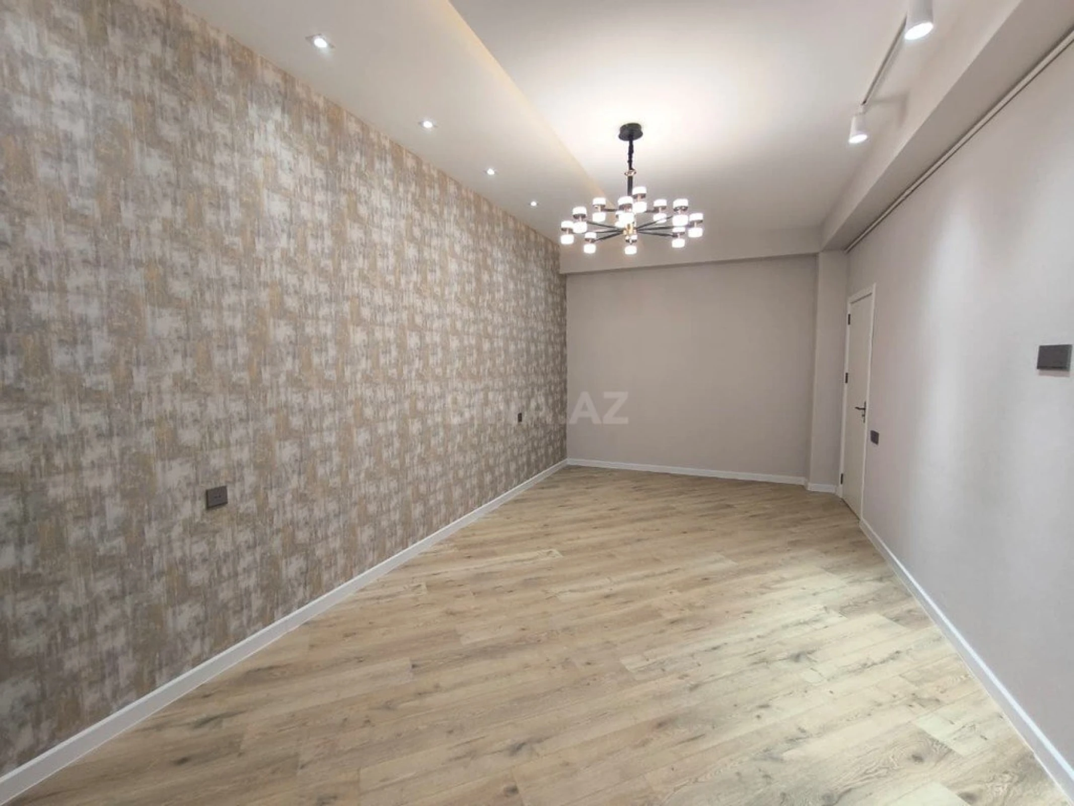 Satılır 3 otaqlı mənzil 87 m²