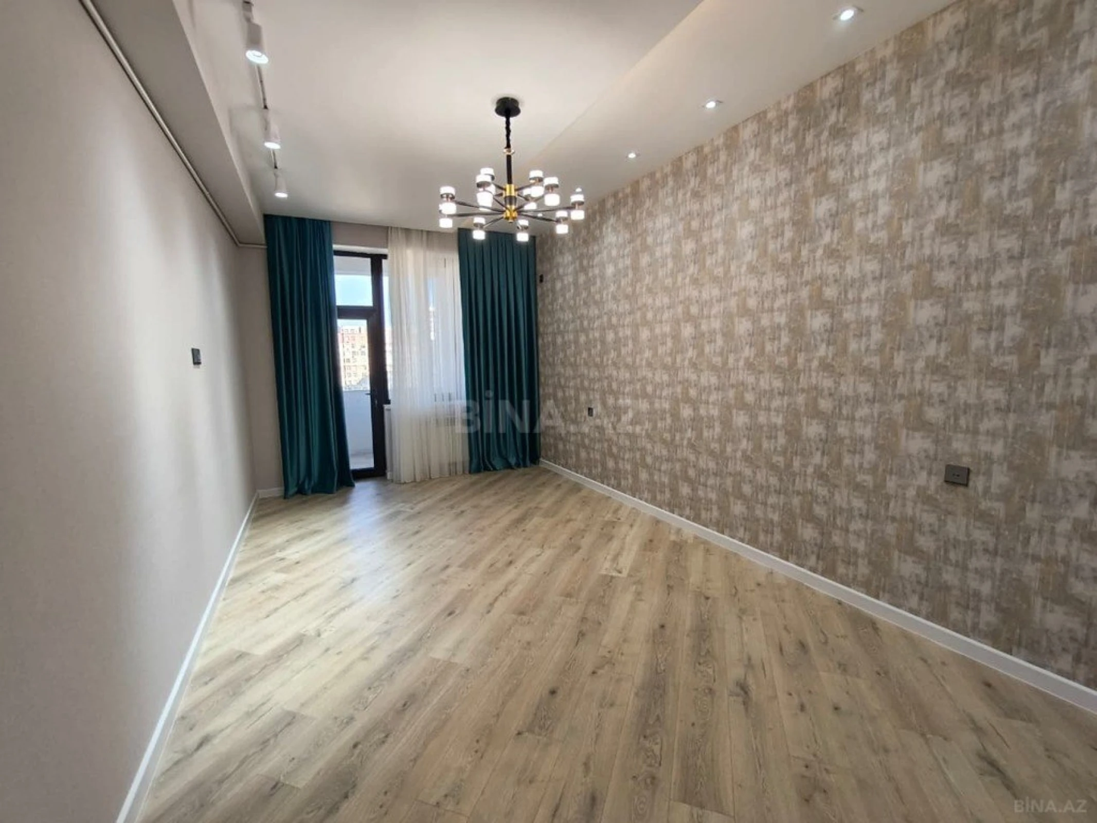 Satılır 3 otaqlı mənzil 87 m²