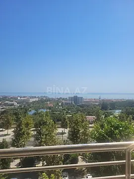 Satılır 4 otaqlı mənzil 185 m²