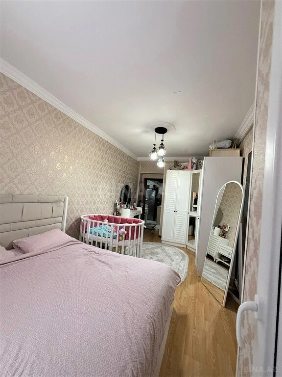 Satılır 2 otaqlı mənzil 65 m²