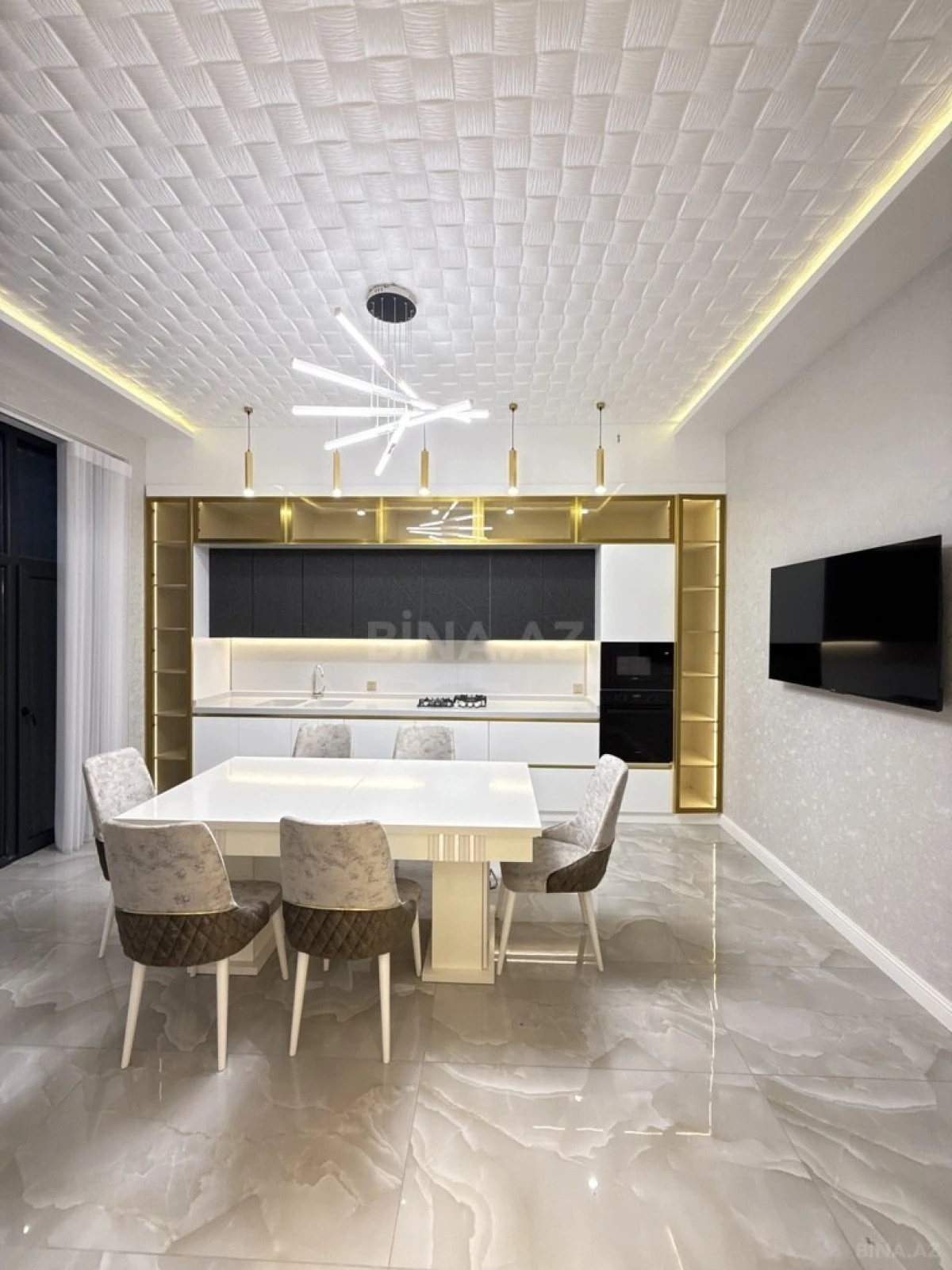 Satılır 6 otaqlı həyət evi 325 m²