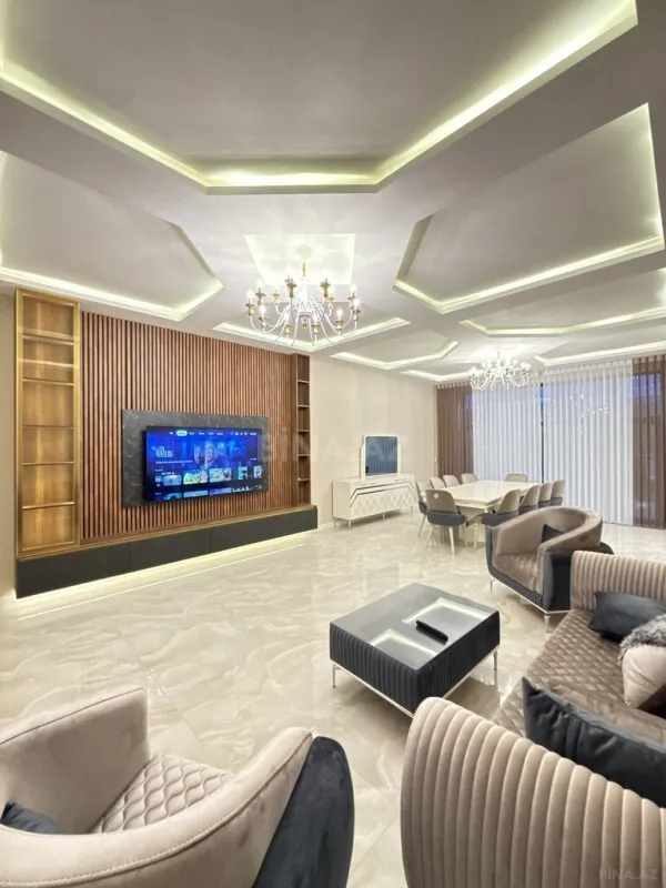 Satılır 6 otaqlı həyət evi 325 m²