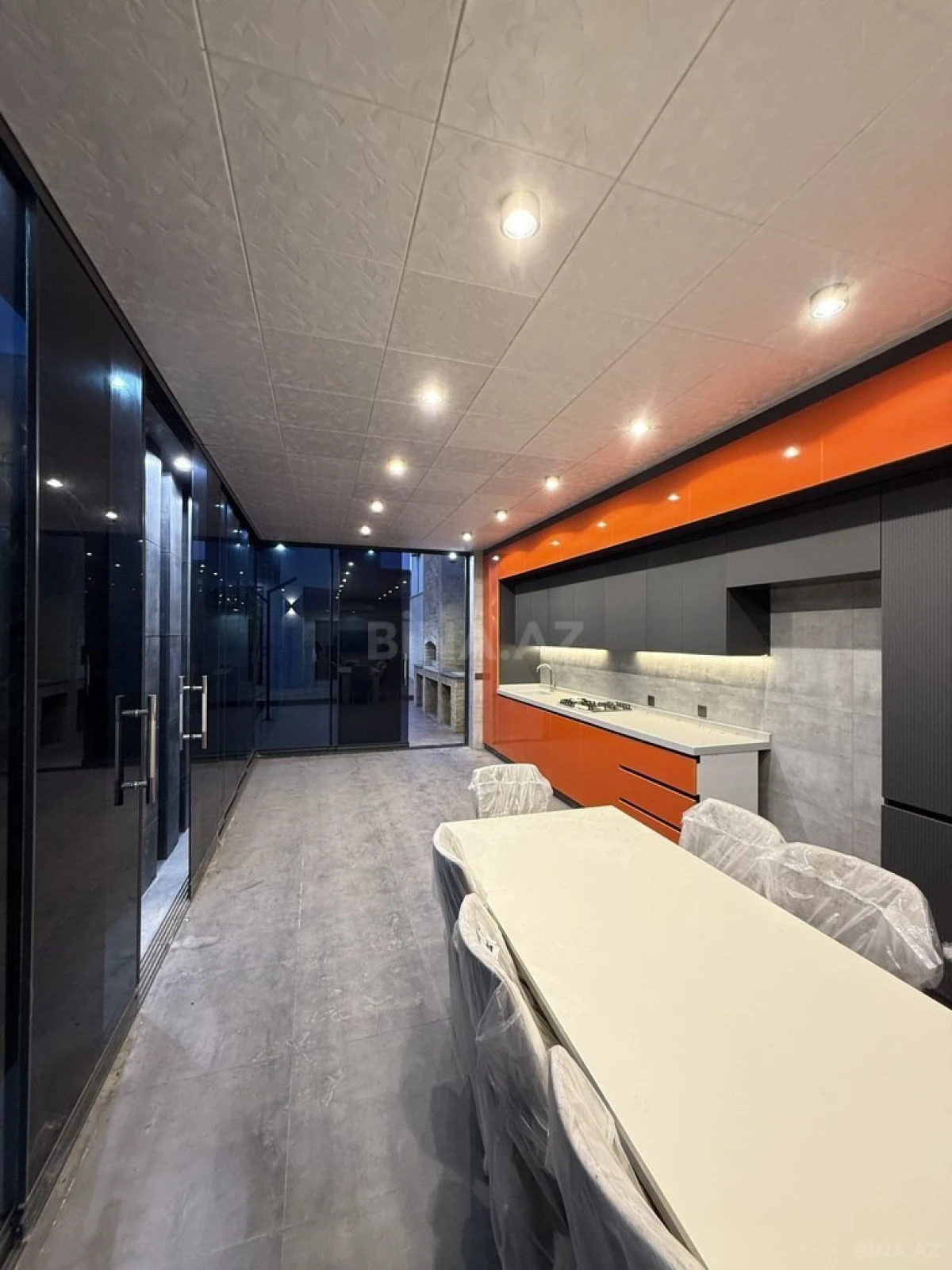 Satılır 6 otaqlı həyət evi 325 m²