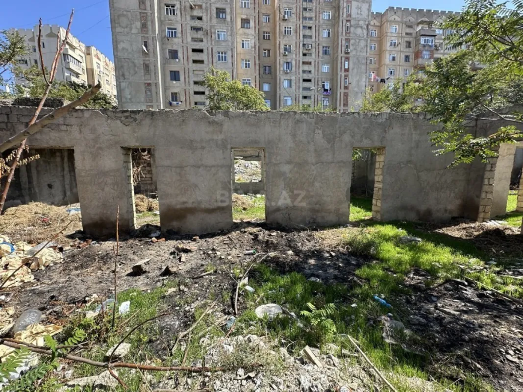 Satılır obyekt 752 m²