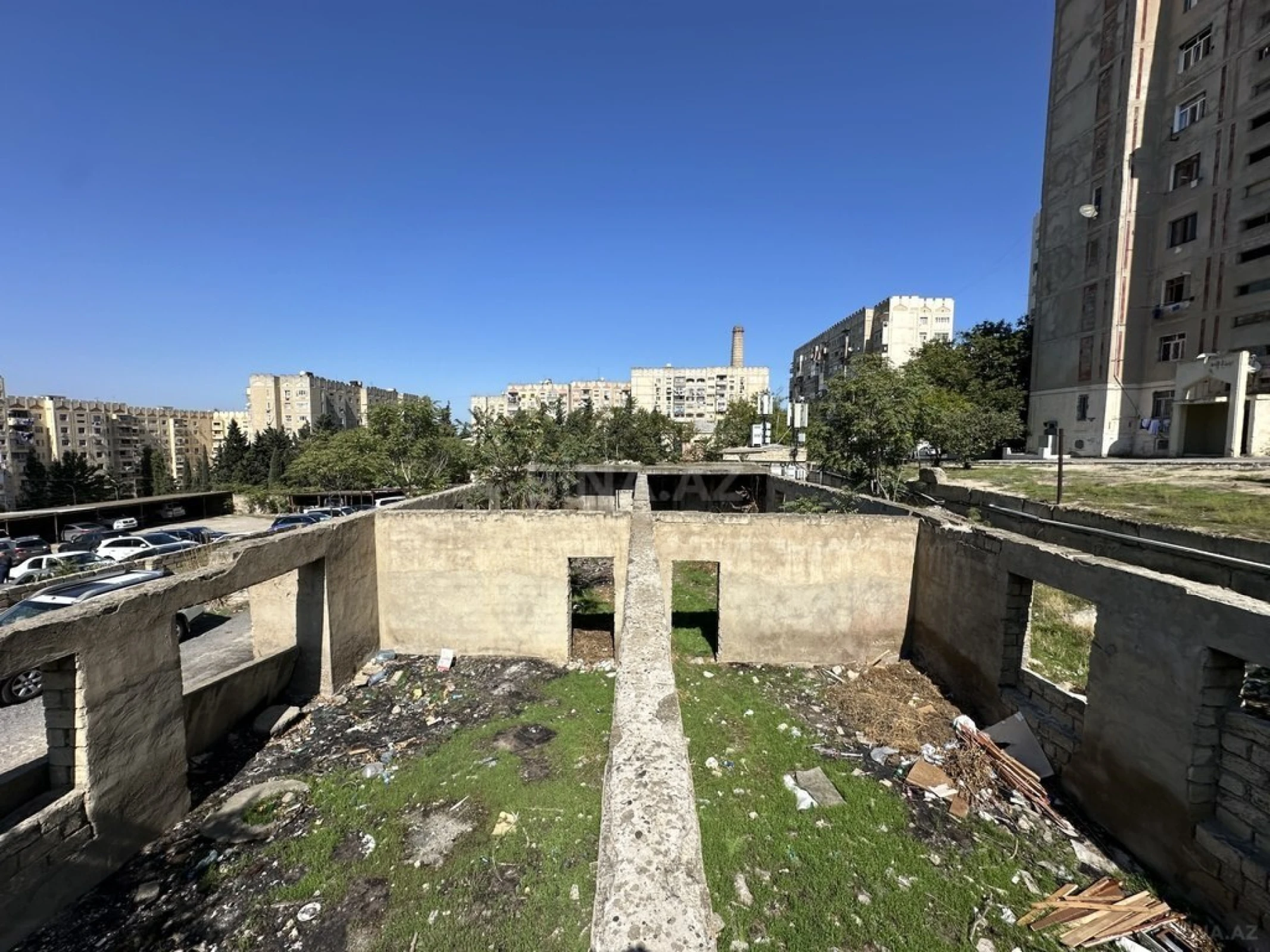 Satılır obyekt 752 m²