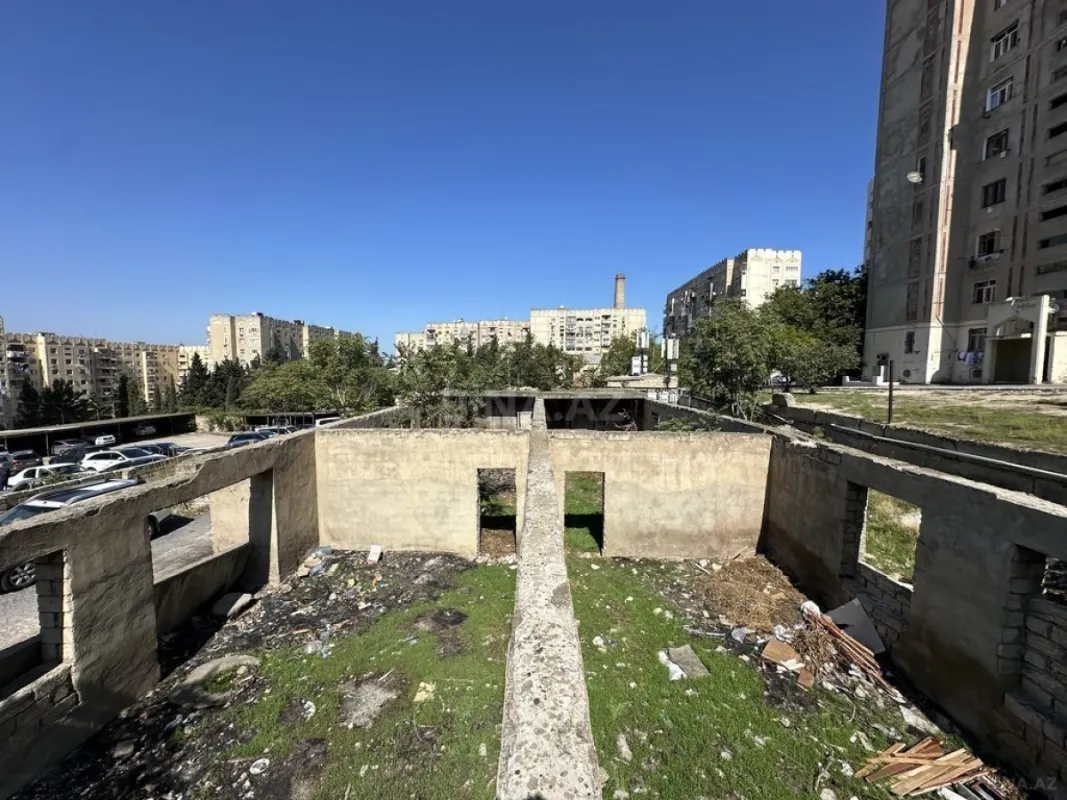 Satılır obyekt 752 m²