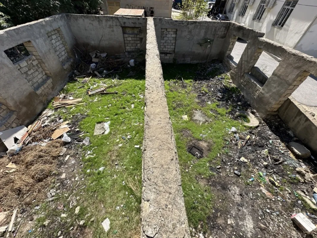 Satılır obyekt 752 m²