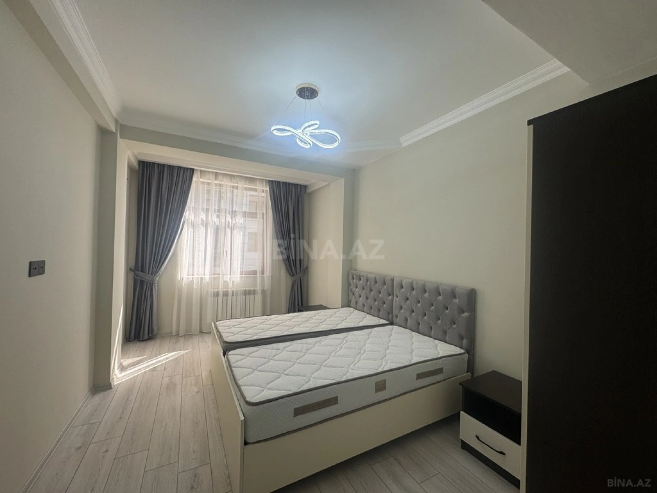Kirayə verilir 2 otaqlı mənzil 100 m²