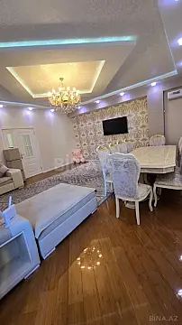 Satılır 4 otaqlı mənzil 160 m²