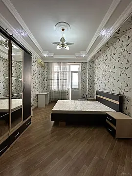 Satılır 3 otaqlı mənzil 120 m²