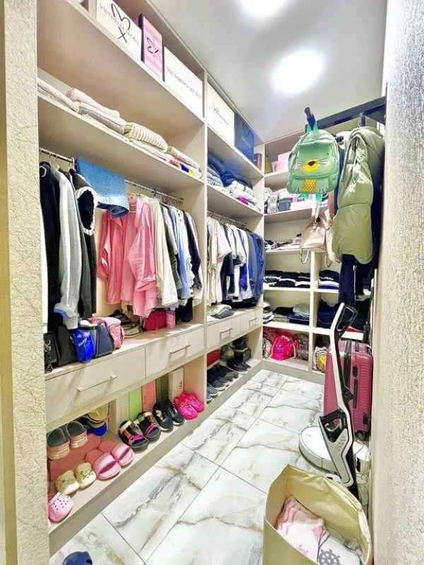 Satılır 2 otaqlı mənzil 95 m²