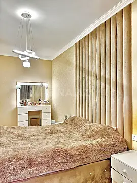 Satılır 2 otaqlı mənzil 95 m²