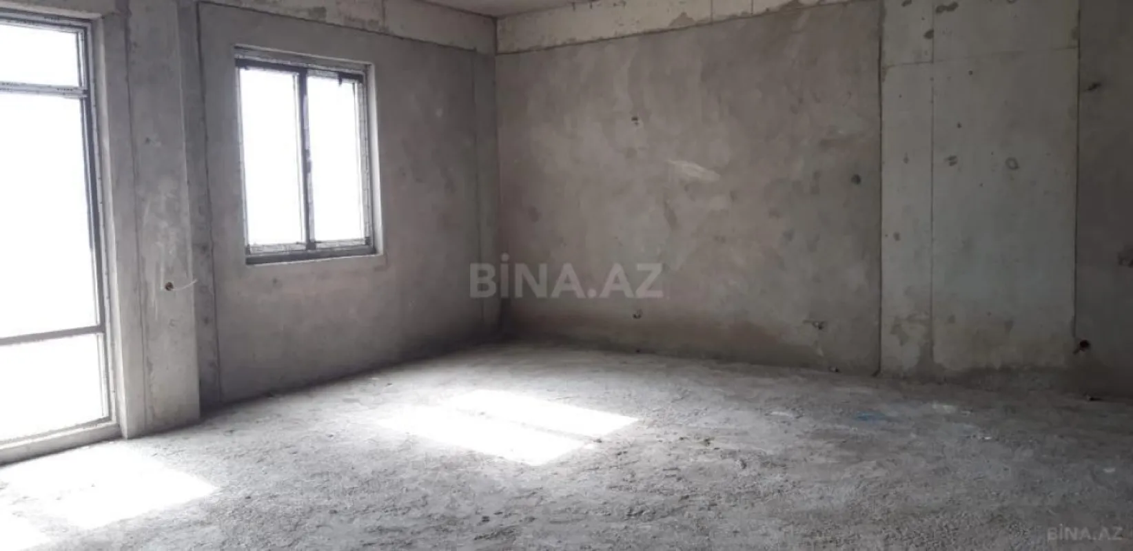 Satılır 3 otaqlı mənzil 191 m²