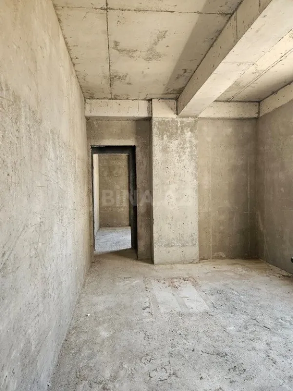 Satılır 3 otaqlı mənzil 157 m²