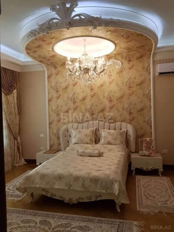 Satılır 10 otaqlı həyət evi 800 m²