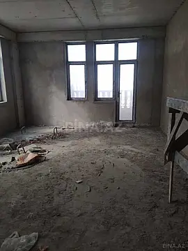 Satılır 4 otaqlı mənzil 181 m²