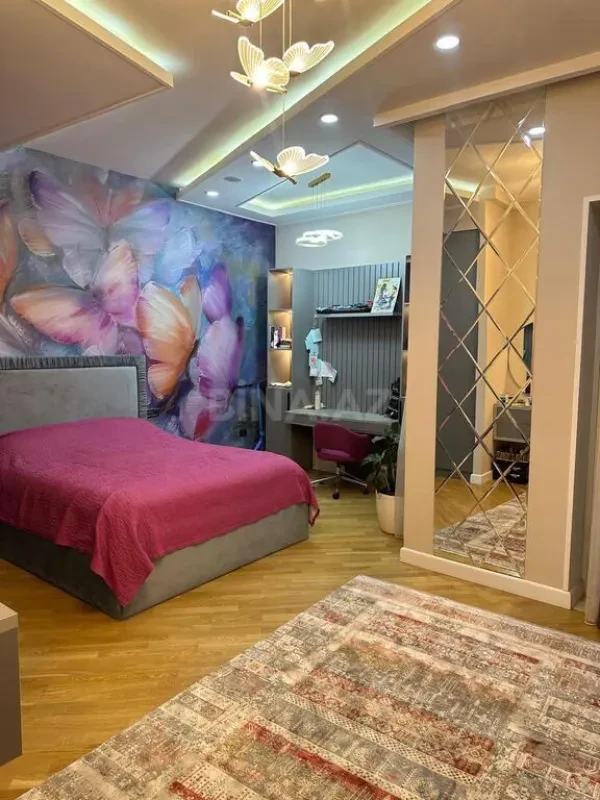 Kirayə verilir 4 otaqlı mənzil 185 m²