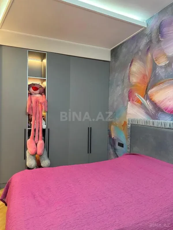 Kirayə verilir 4 otaqlı mənzil 185 m²