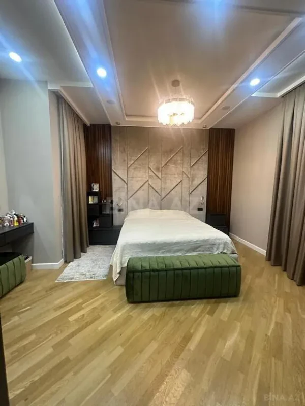 Kirayə verilir 4 otaqlı mənzil 185 m²