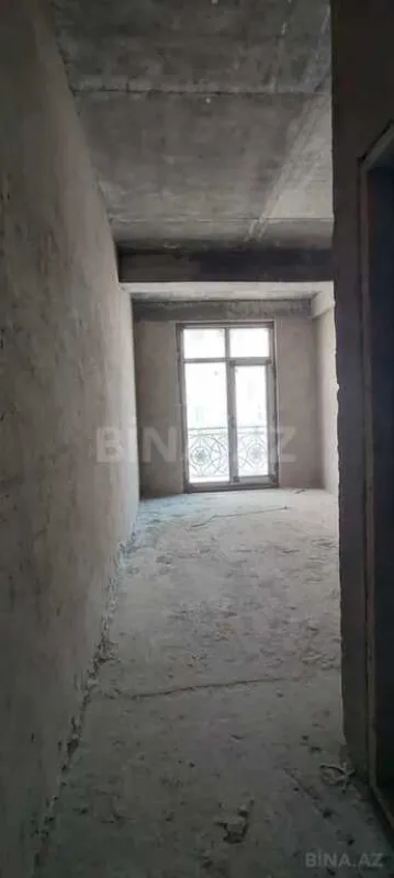 Satılır 3 otaqlı mənzil 159 m²