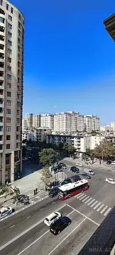 Satılır 3 otaqlı mənzil 159 m²