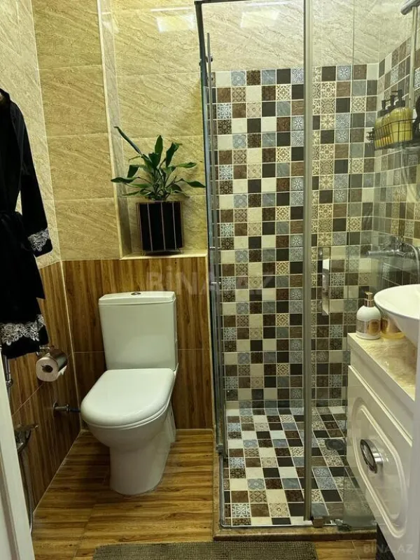 Satılır 2 otaqlı mənzil 65 m²