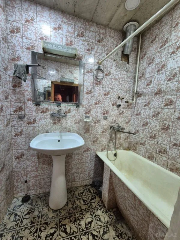 Satılır 3 otaqlı mənzil 105 m²