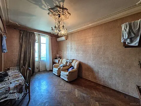 Satılır 3 otaqlı mənzil 105 m²