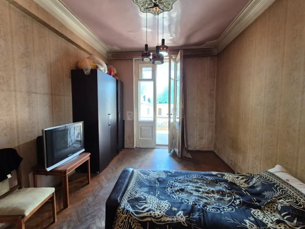 Satılır 3 otaqlı mənzil 105 m²