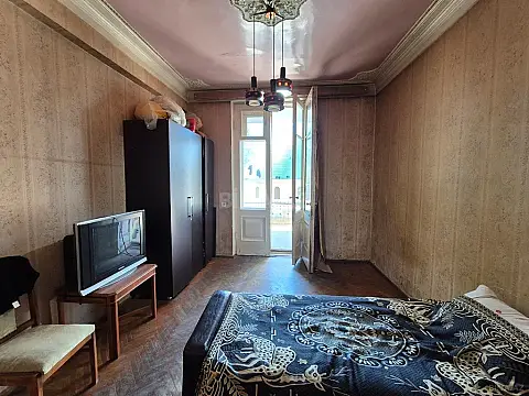 Satılır 3 otaqlı mənzil 105 m²