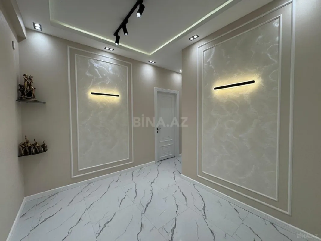 Satılır 4 otaqlı mənzil 110 m²