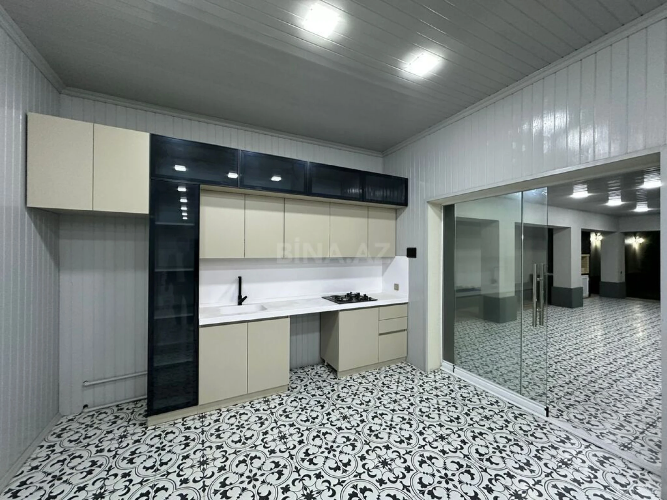 Satılır 5 otaqlı həyət evi 265 m²