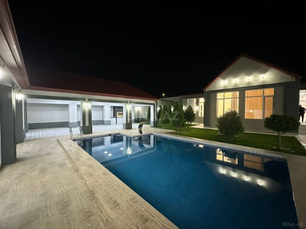 Satılır 5 otaqlı həyət evi 265 m²