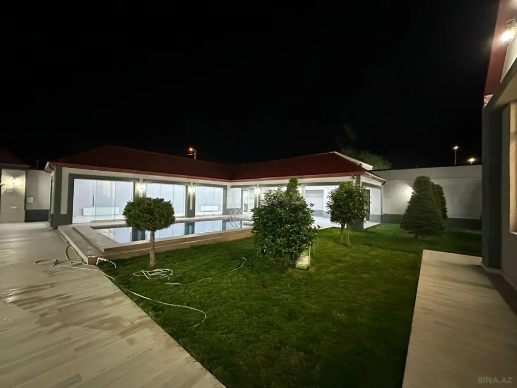 Satılır 5 otaqlı həyət evi 265 m²