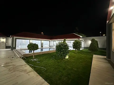 Satılır 5 otaqlı həyət evi 265 m²