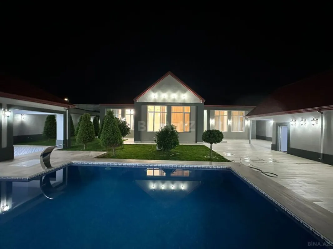 Satılır 5 otaqlı həyət evi 265 m²