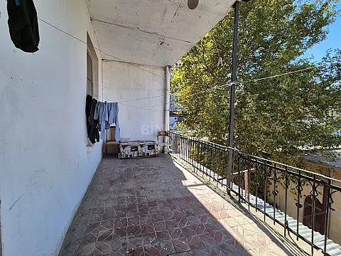 Satılır 3 otaqlı mənzil 105 m²