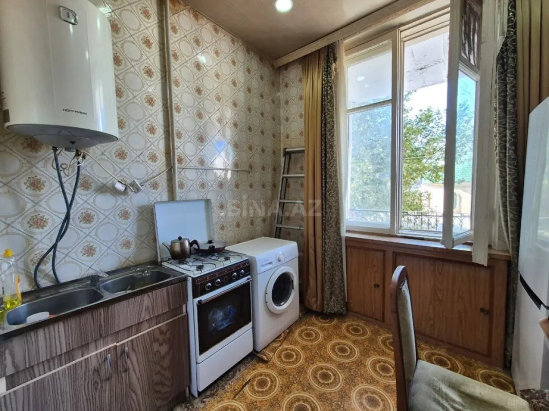 Satılır 3 otaqlı mənzil 105 m²