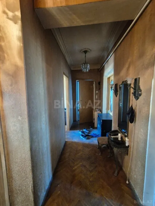 Satılır 3 otaqlı mənzil 105 m²