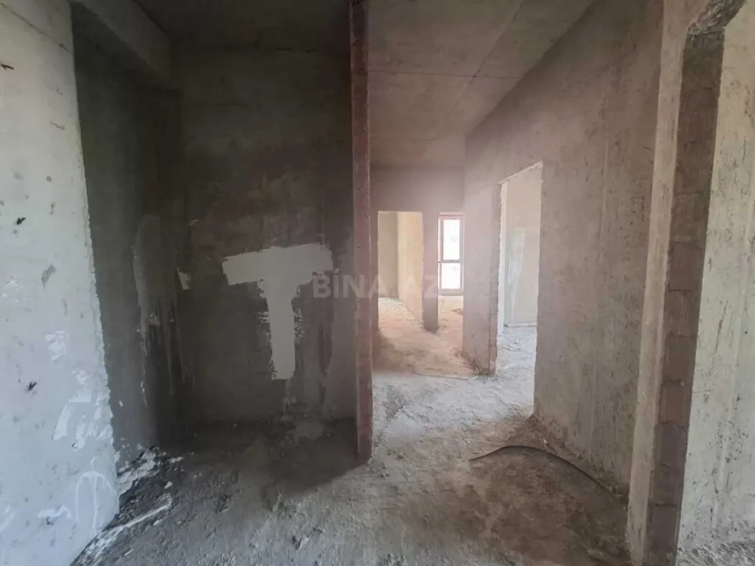 Satılır 3 otaqlı mənzil 111 m²