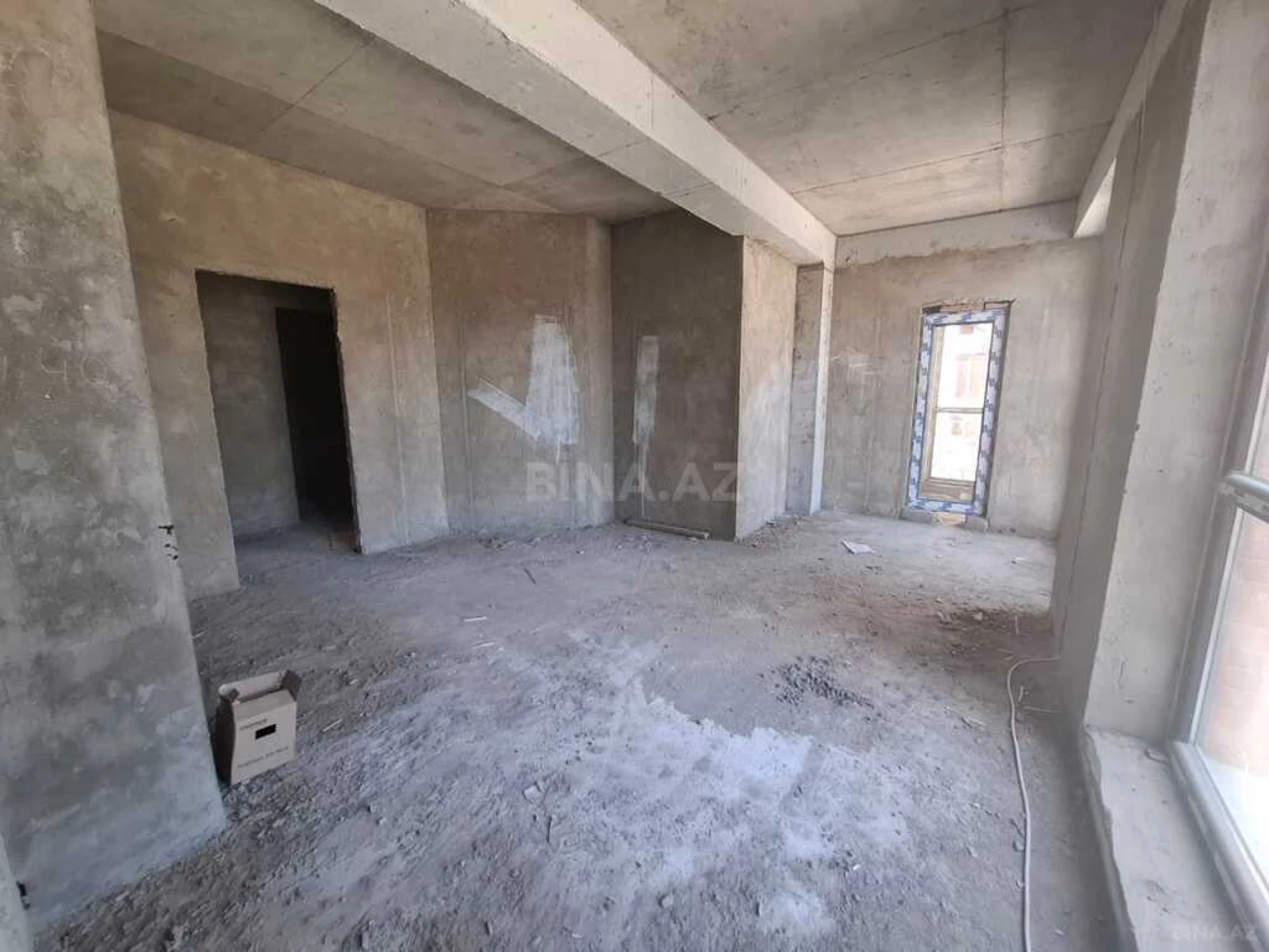 Satılır 3 otaqlı mənzil 111 m²