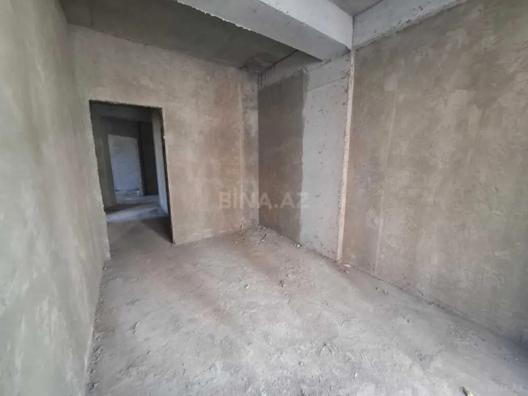 Satılır 3 otaqlı mənzil 111 m²