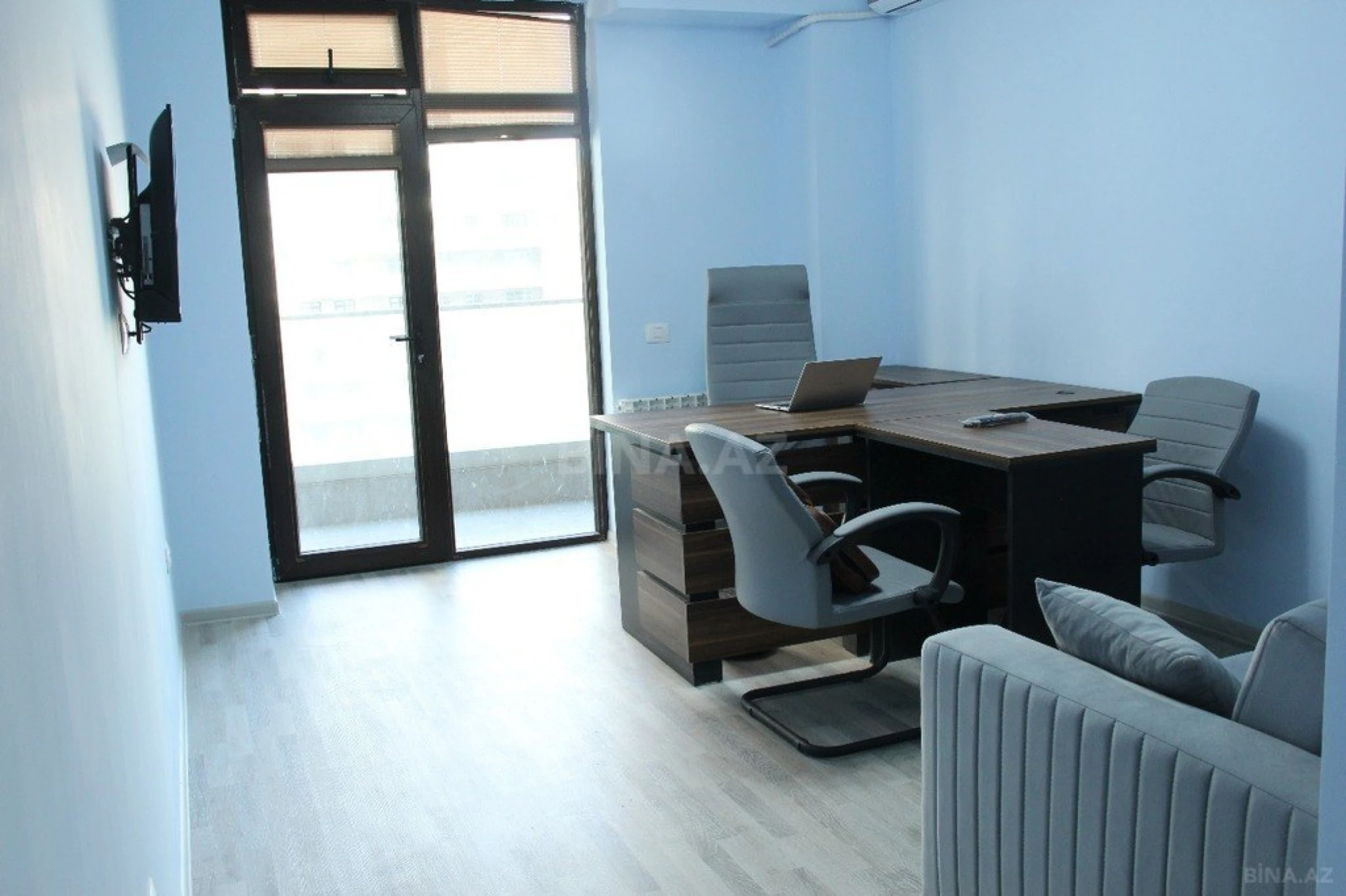 Kirayə verilir 4 otaqlı ofis 183 m²