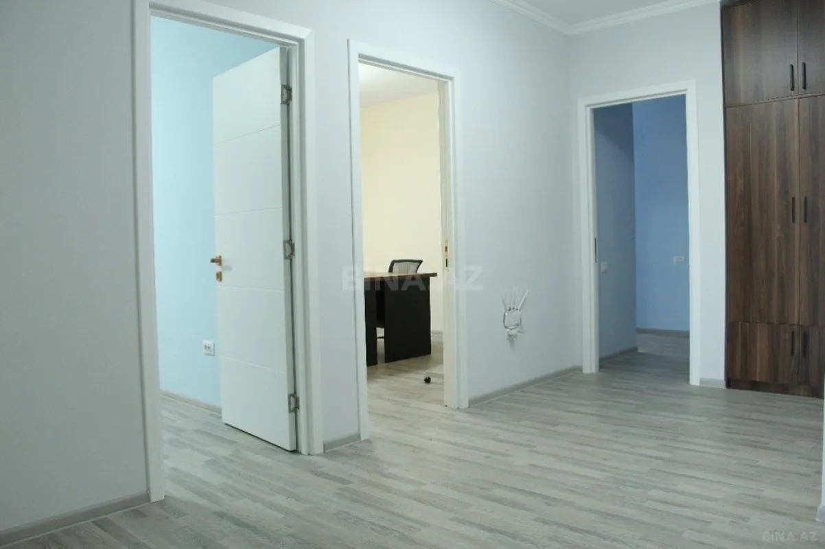 Kirayə verilir 4 otaqlı ofis 183 m²
