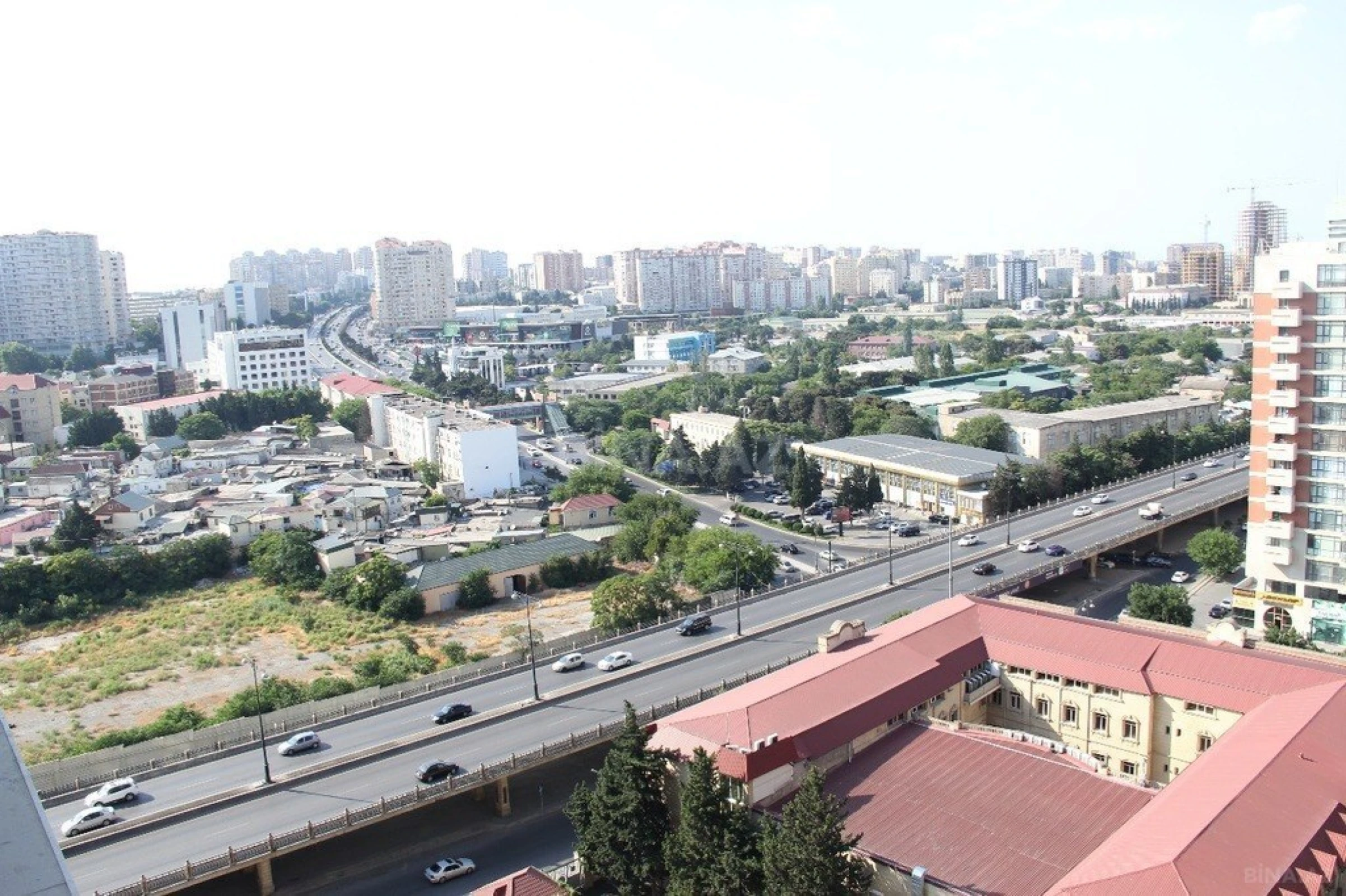 Kirayə verilir 4 otaqlı ofis 183 m²