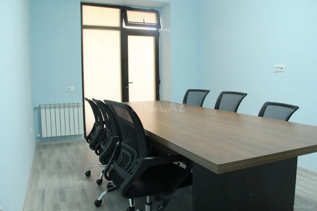 Kirayə verilir 4 otaqlı ofis 183 m²