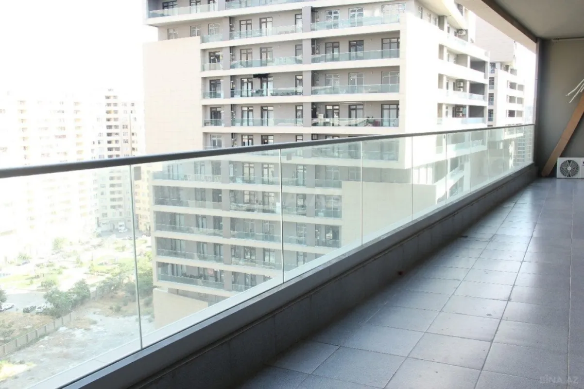 Kirayə verilir 4 otaqlı ofis 183 m²