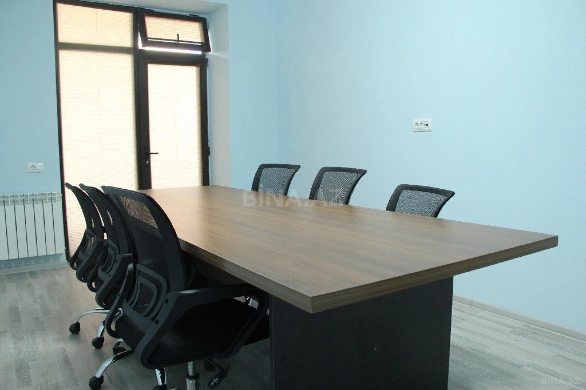 Kirayə verilir 4 otaqlı ofis 183 m²
