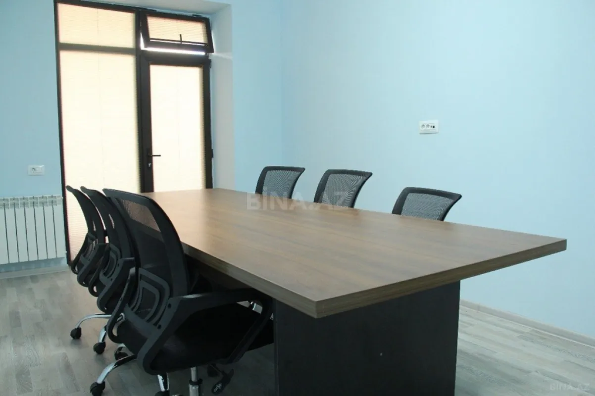 Kirayə verilir 4 otaqlı ofis 183 m²