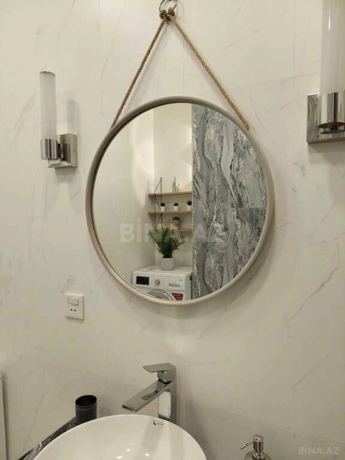 Kirayə verilir 2 otaqlı mənzil 85 m²